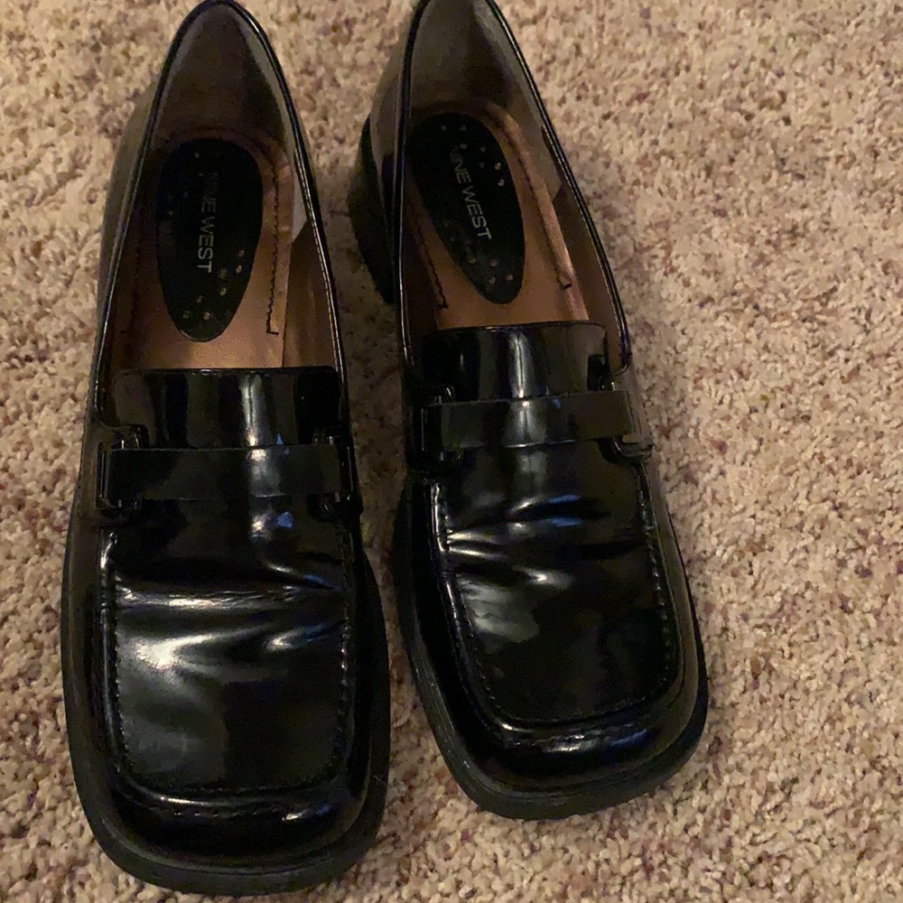 Nine West 2 inch heel comfortable shoes.